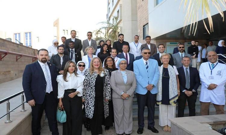 زيارة محافظ أسوان ووفد الاتحاد الأوروبي و القومى للمرأة لمستشفى المسلة زيارة محافظ أسوان ووفد الاتحاد الأوروبي و القومى للمرأة لمستشفى المسلة