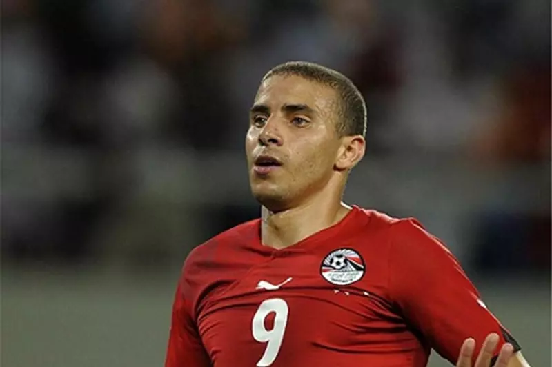 زيدان يجيب على تصريحات بركات: من الغريب أن يقلل مني بعد كل هذه السنوات زيدان يجيب على تصريحات بركات: من الغريب أن يقلل مني بعد كل هذه السنوات