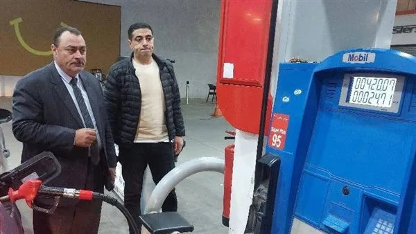 سحب 45 عينة وقود من محطات البنزين في دمياط لفحصها سحب 45 عينة وقود من محطات البنزين في دمياط لفحصها