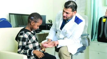«سدرة للطب» ينفذ أول زراعة لجهاز OSIA® السمعي
