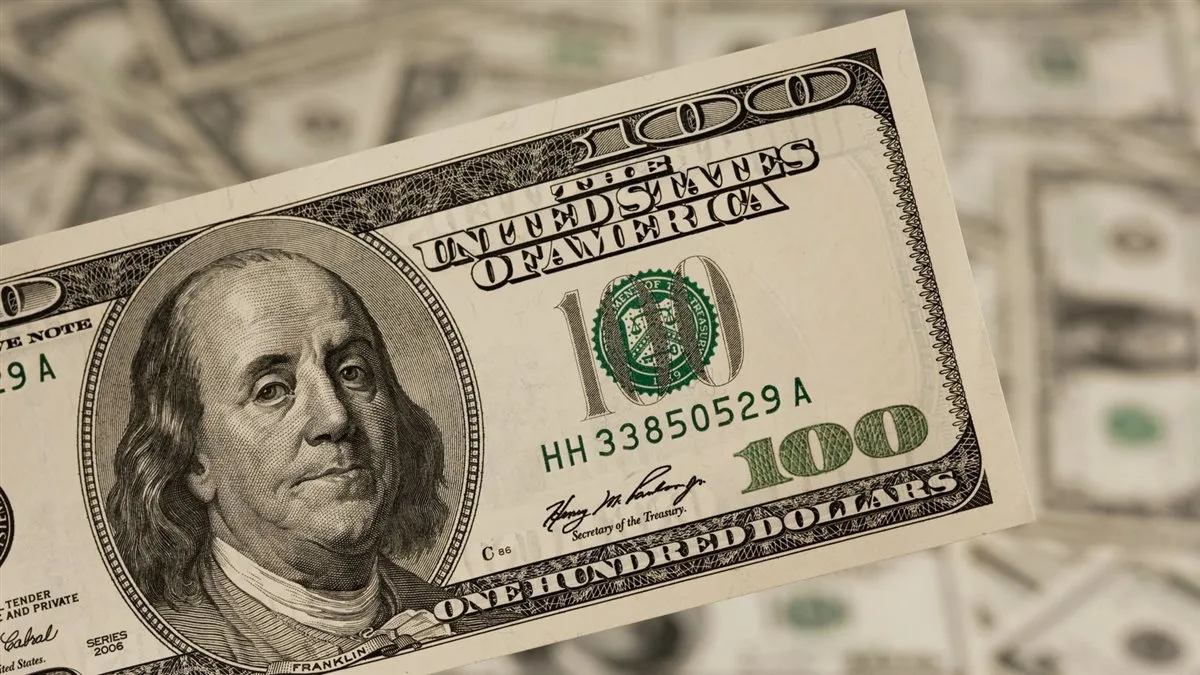 سعر الدولار أمام الجنيه في بداية تداولات الاثنين 12 مايو 2025 سعر الدولار أمام الجنيه في بداية تداولات الاثنين 12 مايو 2025