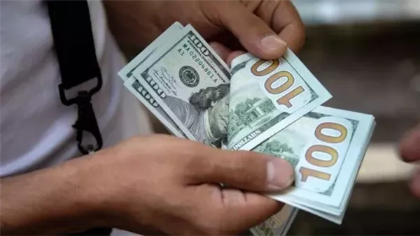 سعر الدولار اليوم الخميس 8-5-2025 في التعاملات الصباحية يسجل التراجع الأخير في البنوك سعر الدولار اليوم الخميس 8-5-2025 في التعاملات الصباحية يسجل التراجع الأخير في البنوك
