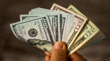 سعر الدولار اليوم، الاثنين 12 مايو 2025، في البنوك العامة والخاصة