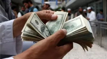 سعر الدولار مقابل الجنيه اليوم الجمعة في عدد من البنوك العاملة