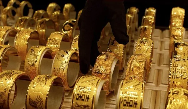 سعر الذهب يدهش الجميع.. ما هو مستوى عيار 21 اليوم الاثنين 12-5-2025؟
