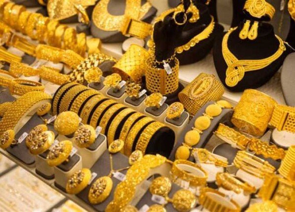 سعر الذهب يواصل هبوطه خلال التعاملات المسائية الخميس 1-5-2025.. الأصفر إلى أين؟ سعر الذهب يواصل هبوطه خلال التعاملات المسائية الخميس 1-5-2025.. الأصفر إلى أين؟