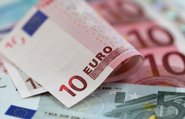 سعر اليورو مقابل الجنيه المصري اليوم الإثنين 5 مايو 2025 سعر اليورو مقابل الجنيه المصري اليوم الإثنين 5 مايو 2025