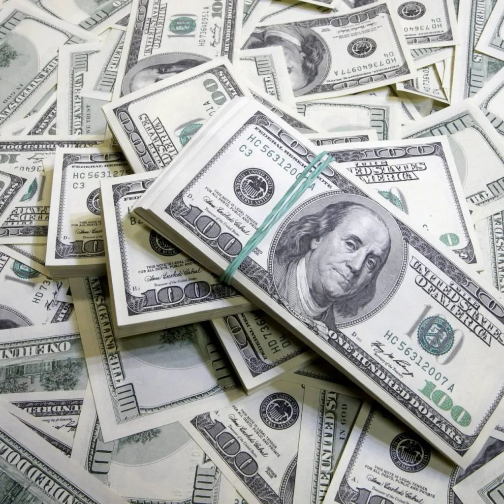 سعر صرف الدولار الأمريكي في البنوك اليوم