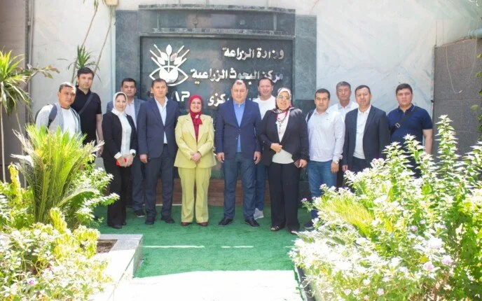 سفير أوزبكستان في القاهرة يزور المختبر المركزي لفحص بقايا المبيدات