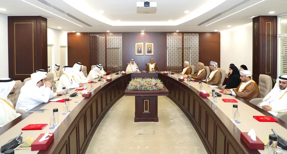 سلطنة عُمان وقطر تتناولان تعزيز التعاون في مجالات الاقتصاد والمناطق الحرة والصناعية سلطنة عُمان وقطر تتناولان تعزيز التعاون في مجالات الاقتصاد والمناطق الحرة والصناعية