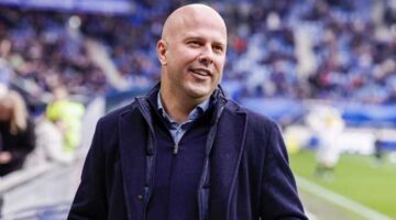 سلوت ينتقد لاعب ليفربول بتصريحات نارية