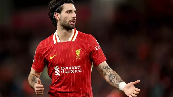 سوبوسلاي يضع ليفربول في المقدمة أمام برايتون قبل نهاية الشوط الأول 2-1 (فيديو)