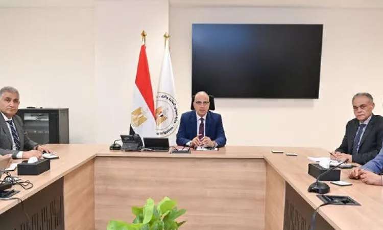 سويلم يستعرض إمكانية تجديد نظام الري في وادي النقرة لمواجهة تحديات التغيرات المناخية