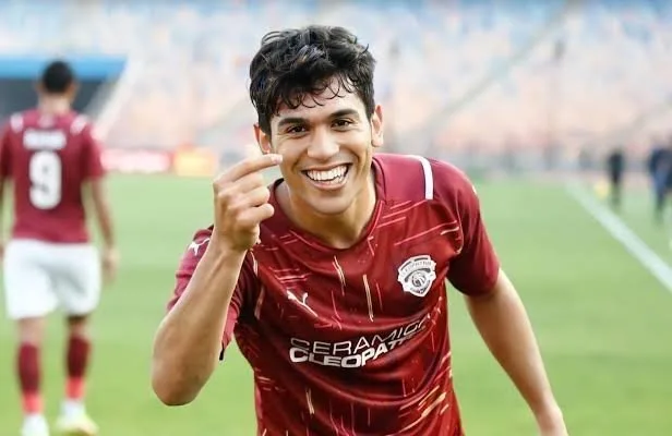 شوبير يكشف موقف محمد شكري بشأن انتقاله إلى الأهلي قبل المونديال شوبير يكشف موقف محمد شكري بشأن انتقاله إلى الأهلي قبل المونديال