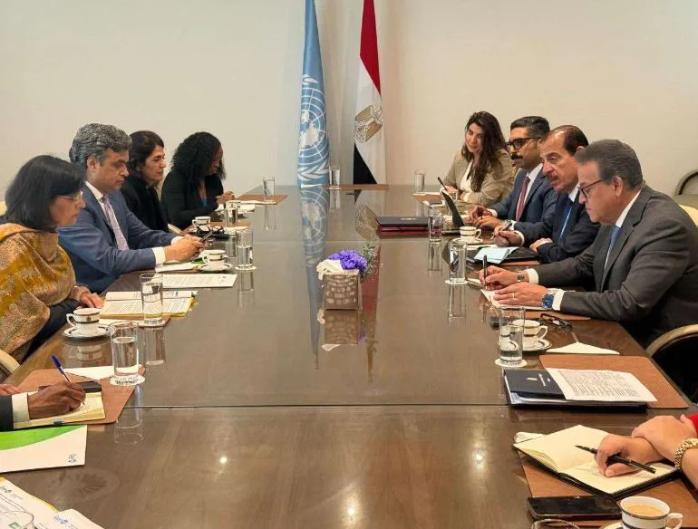 وزير الصحة يتناول مع تحالف جافي سبل تعزيز صناعة اللقاحات وتوسيعها