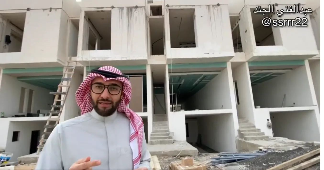 شاهد بالفيديو: مهندس يشرح كيفية بناء فيلا بمساحة 5 أمتار شاهد بالفيديو: مهندس يشرح كيفية بناء فيلا بمساحة 5 أمتار