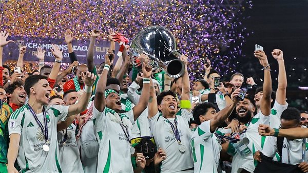 شاهد تتويج الأهلي السعودي بدوري أبطال آسيا للمرة الأولى في تاريخه (صور) شاهد تتويج الأهلي السعودي بدوري أبطال آسيا للمرة الأولى في تاريخه (صور)