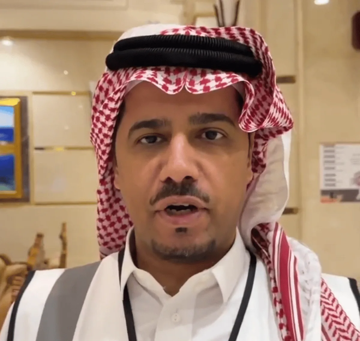شباب مكة.. نماذج متميزة في خدمة زوار الحرمين خلال موسم الحج شباب مكة.. نماذج متميزة في خدمة زوار الحرمين خلال موسم الحج