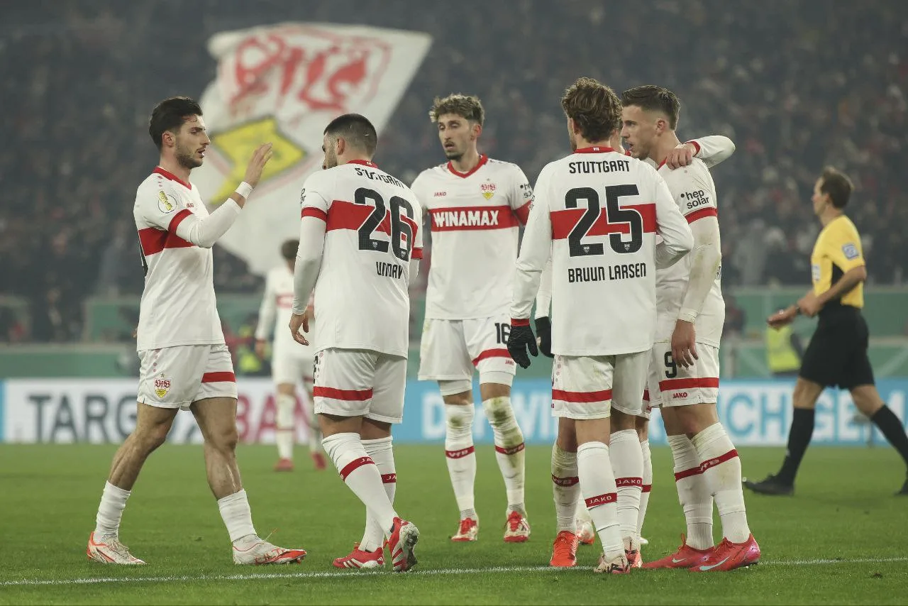 شتوتغارت يتوج بلقب كأس ألمانيا بعد انتصاره على أرمينيا بيليفيلد شتوتغارت يتوج بلقب كأس ألمانيا بعد انتصاره على أرمينيا بيليفيلد