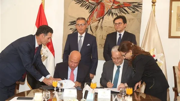 شراكة لتشغيل مبنى “السلطان حسين” في الإسكندرية وتحويله إلى متحف للعرض