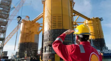 نشطاء البيئة في هولندا يبدأون معركة قانونية جديدة ضد شركة شل