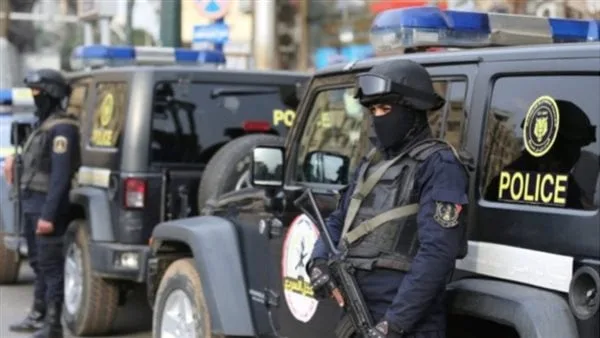 جاءت خطأ.. تفاصيل مصرع شاب بطلق ناري أعلى سطح منزله في قنا جاءت خطأ.. تفاصيل مصرع شاب بطلق ناري أعلى سطح منزله في قنا