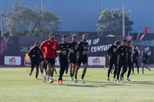شوبير: لاعب الأهلي يعيق التحاق الصفقة الصيفية الأخيرة بالفريق الأحمر