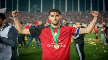 شوبير يعلن موقف الأهلي من التعاقد مع زين الدين بلعيد