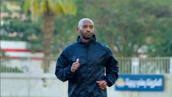شيكابالا يخوض مرانًا خاصًا على هامش تدريبات الزمالك شيكابالا يخوض مرانًا خاصًا على هامش تدريبات الزمالك