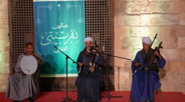 “صالون نفرتيتي” يحتفل بمرور عامين ويُكرم فاروق حسني كشخصية العام.