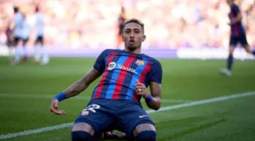 صراع الكرة الذهبية 2025 يشتعل.. محمد صلاح يتقدم وصدمة لثنائي برشلونة