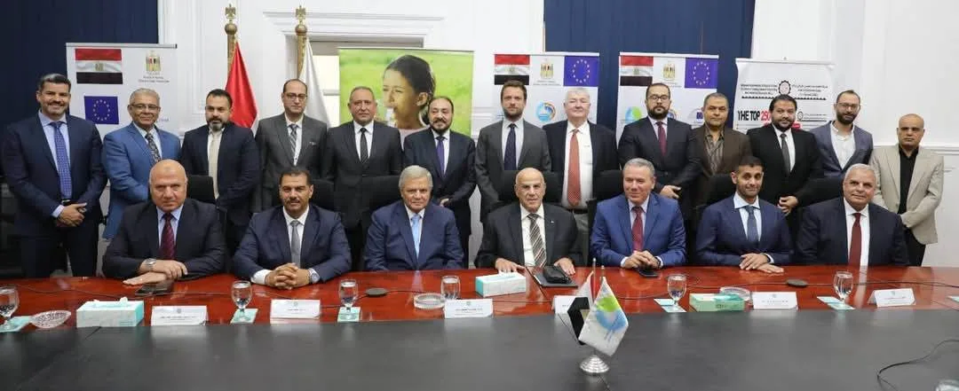 صور: توقيع عقد إنشاء أكبر محطة معالجة في الغربية ضمن مشروع تطوير جودة المياه بمصرف كيتشنر صور: توقيع عقد إنشاء أكبر محطة معالجة في الغربية ضمن مشروع تطوير جودة المياه بمصرف كيتشنر