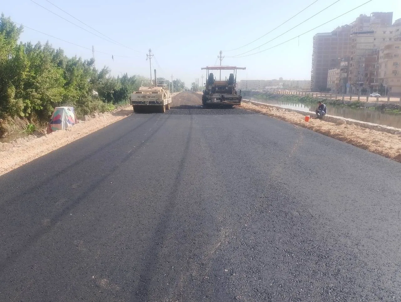 صور: محافظ الغربية يتابع تقدم أعمال تعبيد كورنيش المحلة الجديدة صور: محافظ الغربية يتابع تقدم أعمال تعبيد كورنيش المحلة الجديدة