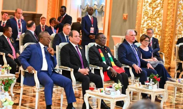 صور مشاركة الرئيس عبد الفتاح السيسي فى حفل عشاء أقامه الرئيس الروسي صور مشاركة الرئيس عبد الفتاح السيسي فى حفل عشاء أقامه الرئيس الروسي