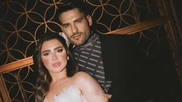 صور معدلة وتصريحات مثيرة.. كل التفاصيل حول أزمة مسلم ويارا بعد الحفل صور معدلة وتصريحات مثيرة.. كل التفاصيل حول أزمة مسلم ويارا بعد الحفل