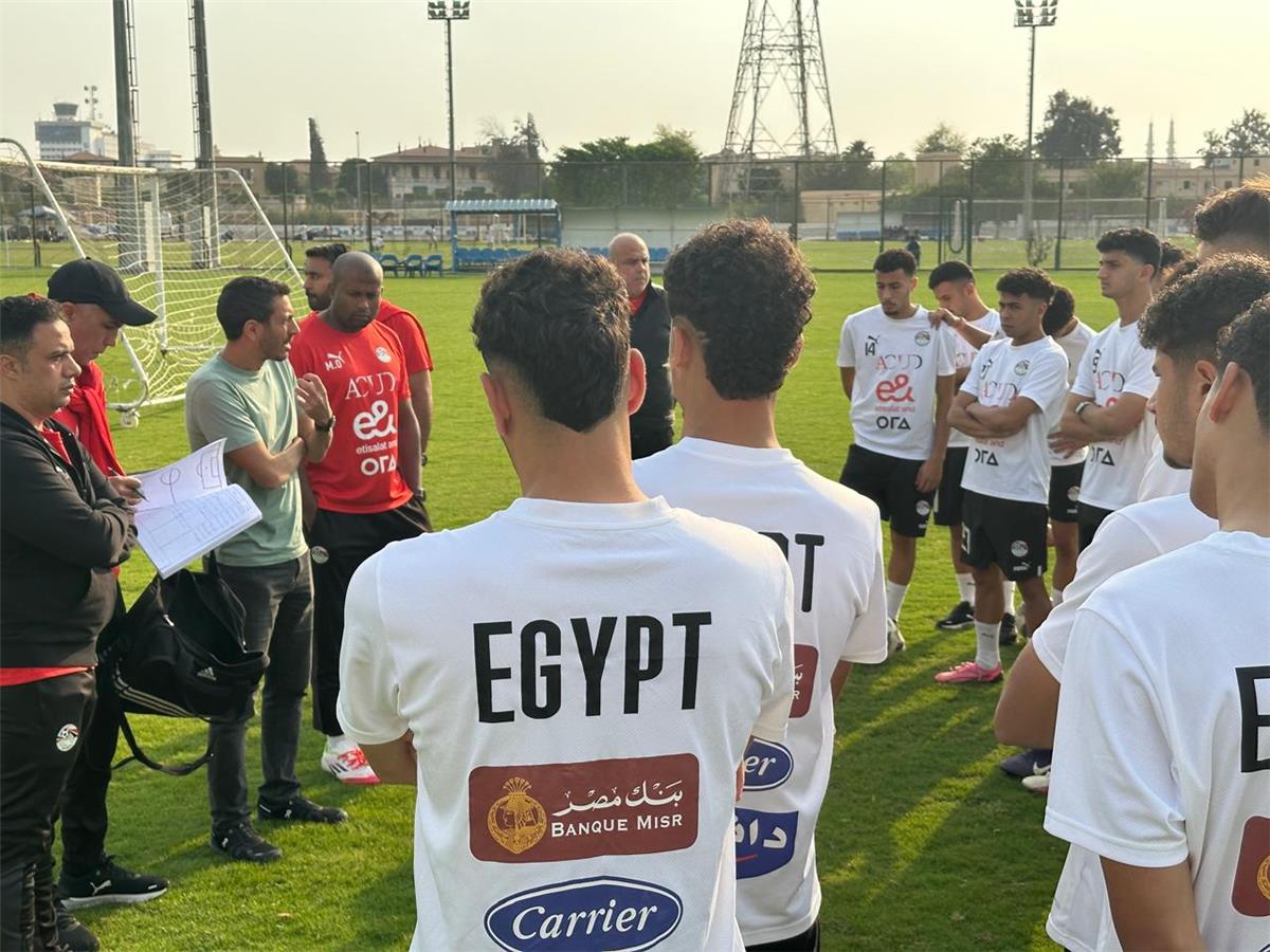 صور | منتخب مصر يواصل استعداداته لمواجهة زامبيا في كأس الأمم الإفريقية تحت 20 عاماً صور | منتخب مصر يواصل استعداداته لمواجهة زامبيا في كأس الأمم الإفريقية تحت 20 عاماً