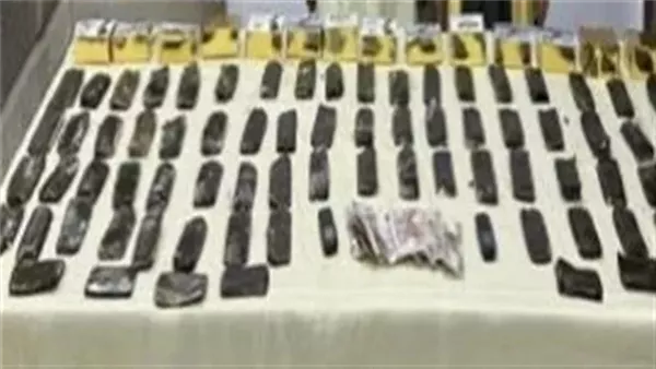 ضبط 10 متهمين بقضايا مخدرات و51 قطعة سلاح في حملة أمنية بأسيوط ضبط 10 متهمين بقضايا مخدرات و51 قطعة سلاح في حملة أمنية بأسيوط