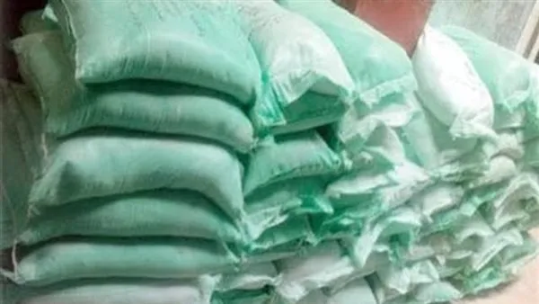ضبط 13 طن دقيق مدعم بالسوق السوداء خلال 24 ساعة بالمحافظات ضبط 13 طن دقيق مدعم بالسوق السوداء خلال 24 ساعة بالمحافظات