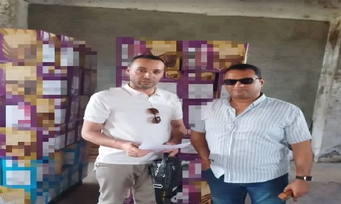 ضبط 500 كيلوغرام من السكر والدقيق و150 عبوة من المواد الغذائية غير المصرح بها في البحيرة ضبط 500 كيلوغرام من السكر والدقيق و150 عبوة من المواد الغذائية غير المصرح بها في البحيرة