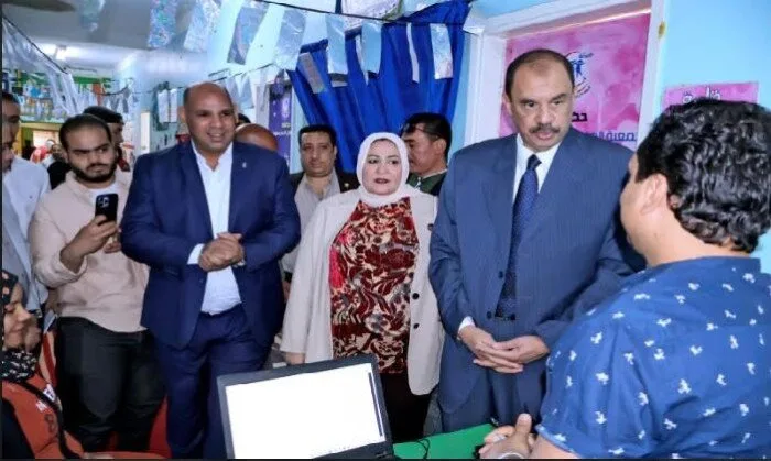 ضمن مبادرة «نحو مجتمع دامج».. محافظ سوهاج يتفقد قافلة تركيب الأطراف الصناعية بمستشفى الهلال الأحمر ضمن مبادرة «نحو مجتمع دامج».. محافظ سوهاج يتفقد قافلة تركيب الأطراف الصناعية بمستشفى الهلال الأحمر