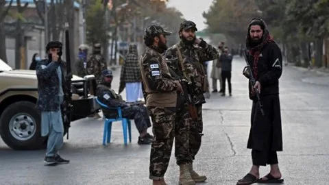 طالبان تعتقل 14 شخصا في أفغانستان لعزفهم الموسيقى طالبان تعتقل 14 شخصا في أفغانستان لعزفهم الموسيقى