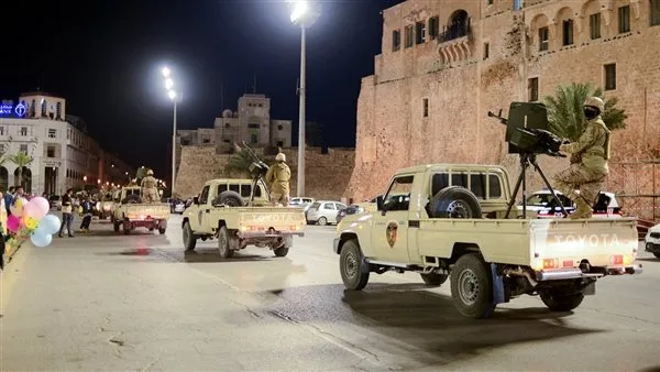 طرابلس تحت القتال.. تقارير تفيد باغتيال قائد جهاز أمني بارز تابع لحكومة الدبيبة في ليبيا طرابلس تحت القتال.. تقارير تفيد باغتيال قائد جهاز أمني بارز تابع لحكومة الدبيبة في ليبيا
