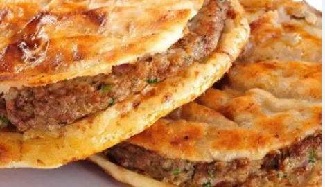 طريقة عمل حواوشي إسكندراني بمذاق لا يقاوم طريقة عمل حواوشي إسكندراني بمذاق لا يقاوم