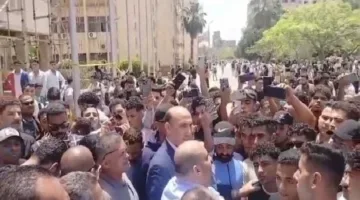 طلاب الزقازيق يطالبون بحق الطالبة «روان».. ونائب رئيس الجامعة: التزموا الهدوء والقضية قيد التحقيق بالنيابة