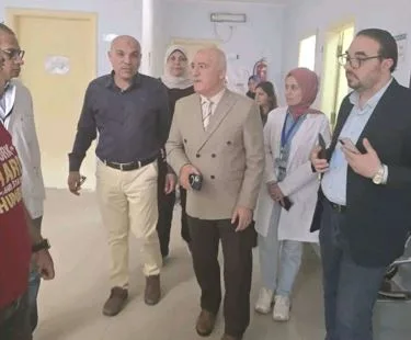 وكيل وزارة الصحة بالقليوبية يتفقد المركز الطبي بالحي الثامن في العبور وكيل وزارة الصحة بالقليوبية يتفقد المركز الطبي بالحي الثامن في العبور