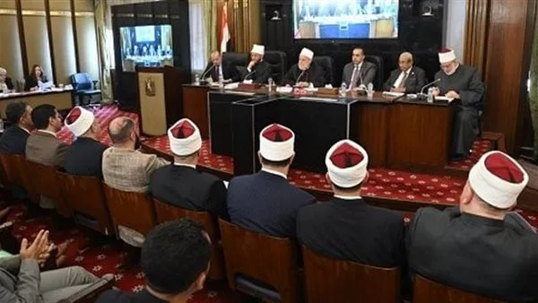 عاجل.. الأزهر يكشف موقفه الرافض لمشروع قانون تنظيم الفتوى عاجل.. الأزهر يكشف موقفه الرافض لمشروع قانون تنظيم الفتوى