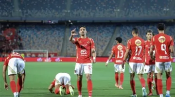 عاجل.. الأهلى يفاوض 3 مدافعين.. واتجاه لإعادة عابدين