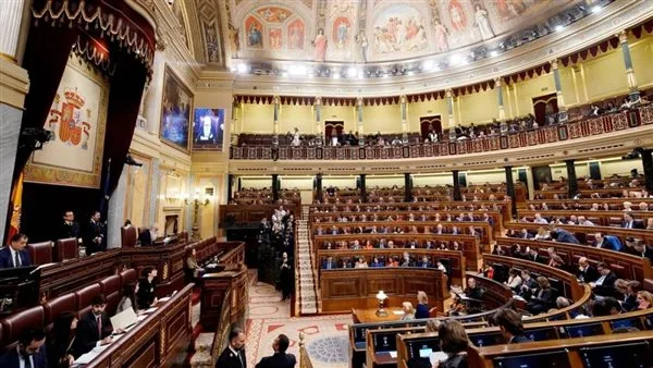 عاجل.. البرلمان الإسباني يوافق على حظر الأسلحة ضد إسرائيل عاجل.. البرلمان الإسباني يوافق على حظر الأسلحة ضد إسرائيل