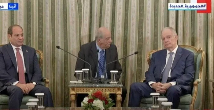 عاجل.. الرئيس السيسي: علاقات مصر واليونان قوية وتاريخية ونسعى لتطويرها عاجل.. الرئيس السيسي: علاقات مصر واليونان قوية وتاريخية ونسعى لتطويرها