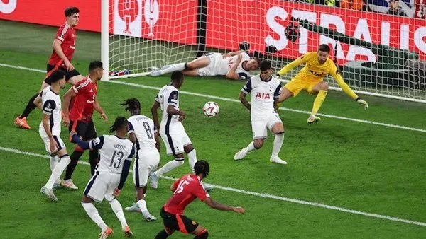 عاجل.. توتنهام يحقق لقب الدوري الأوروبي بتغلبه على مانشستر يونايتد عاجل.. توتنهام يحقق لقب الدوري الأوروبي بتغلبه على مانشستر يونايتد